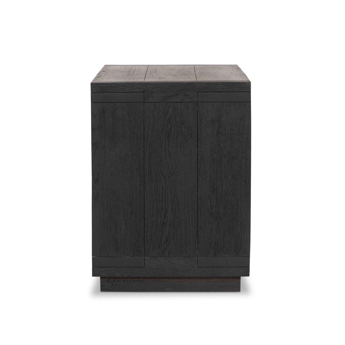 Radcliffe Nightstand