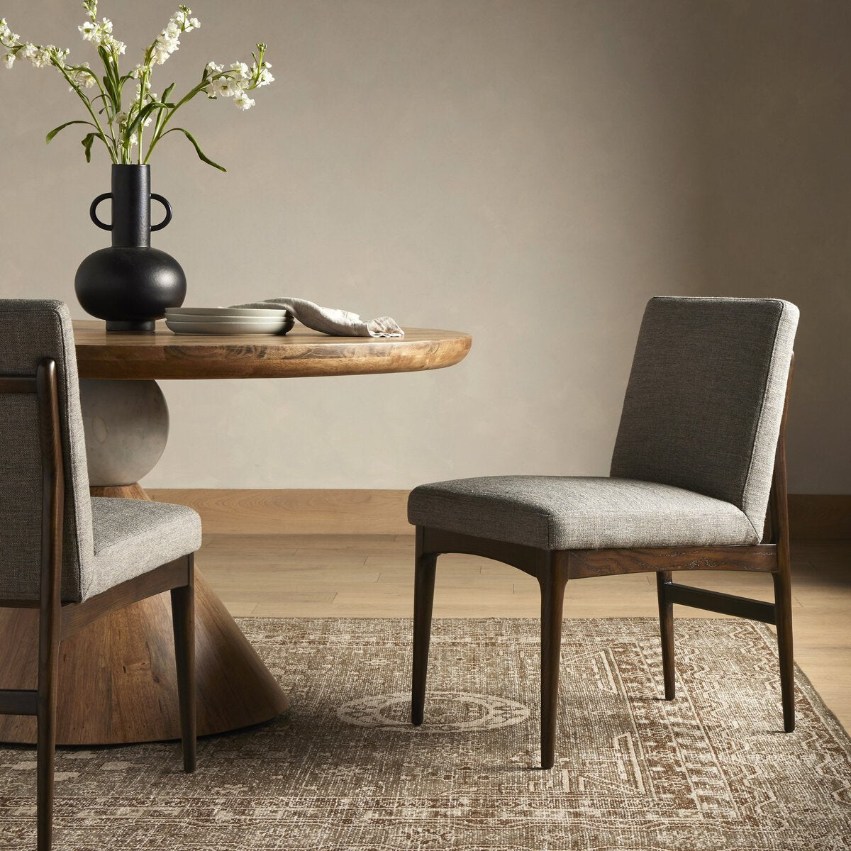 Cruz Dining Chair