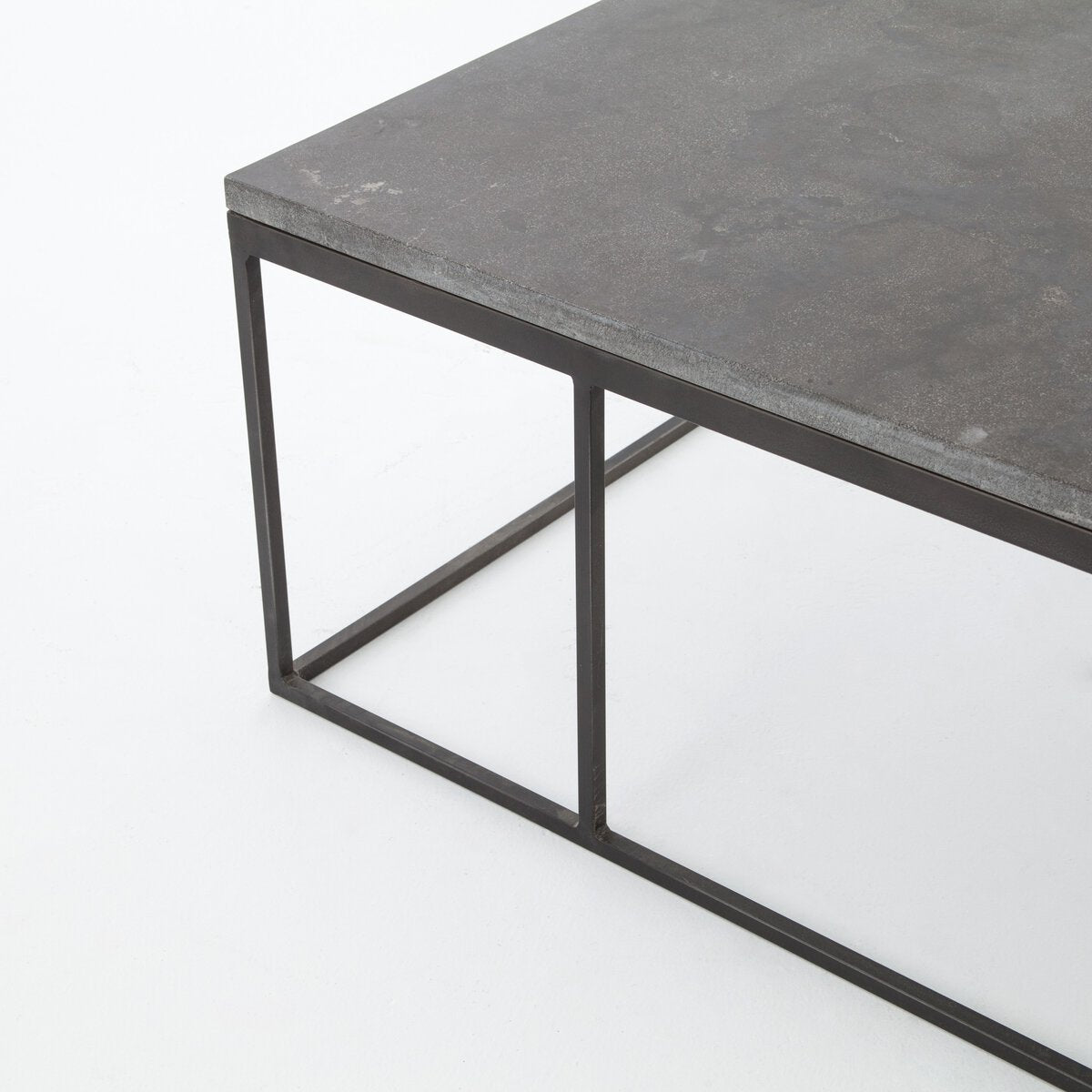 Prylin Small Coffee Table