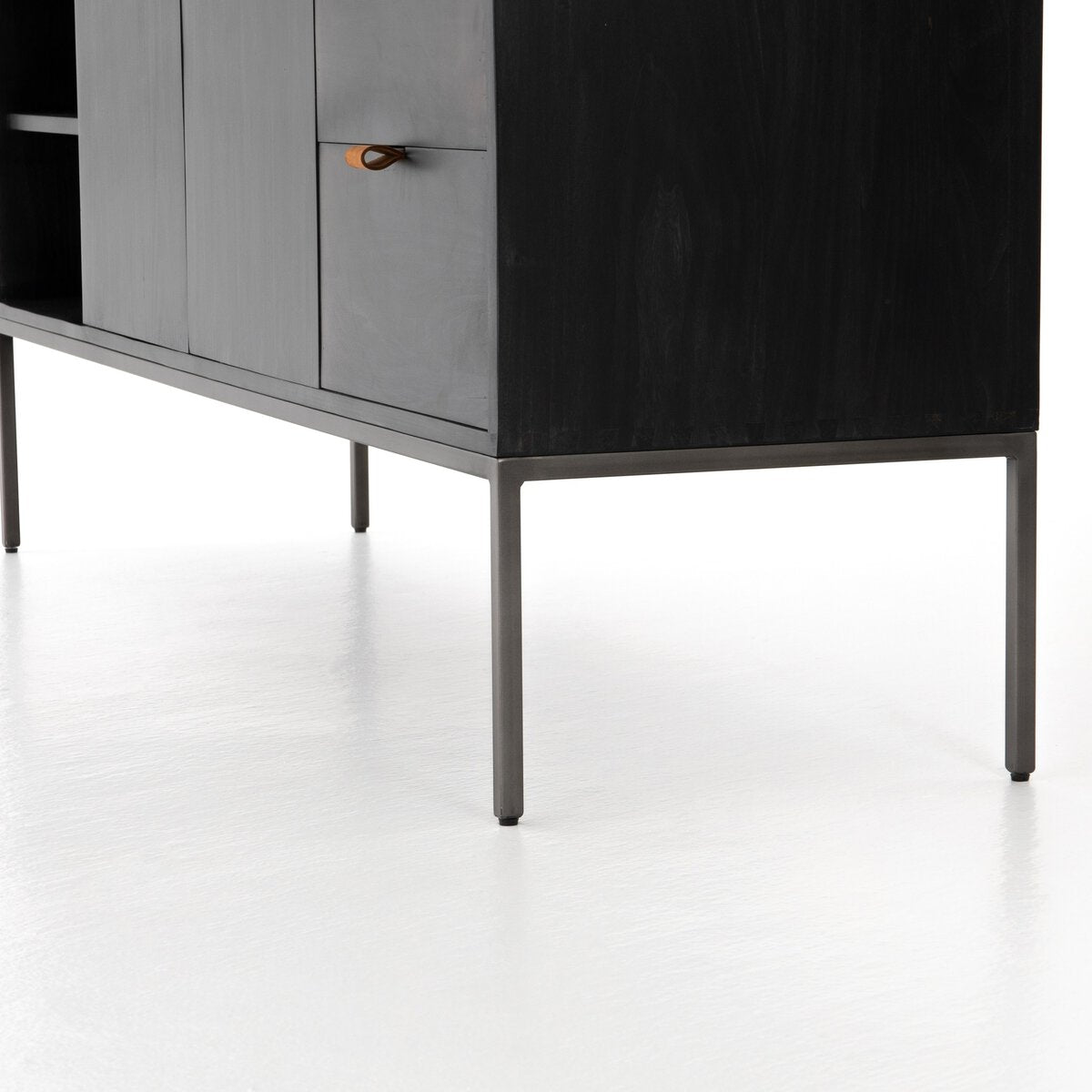 Bartlow Media Console